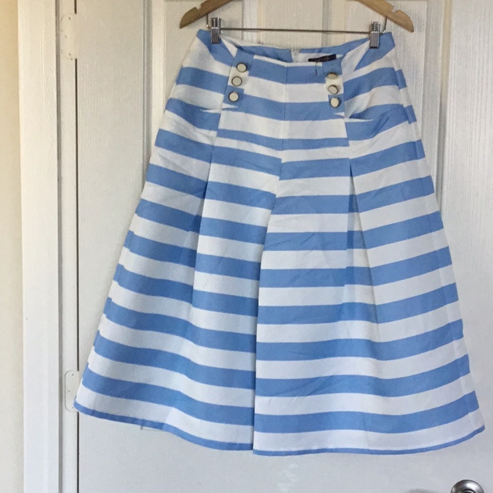 Baby blue & white stripes side pockets gently use